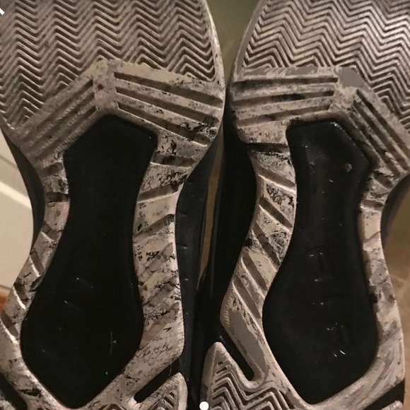 NIKE air mavins. little wear - Picture 2 of 3